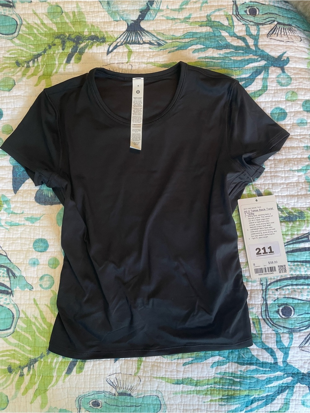 lululemon All It Takes Back-Twist T *Silky size 8